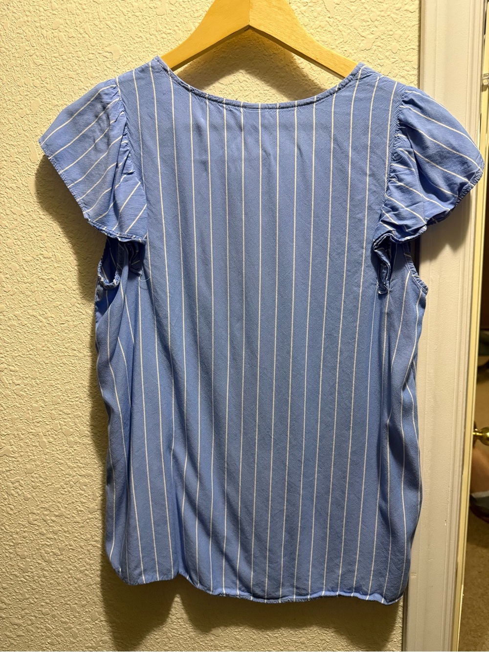 Preppy Blue and White Vertical Stripe V-Neck Flutter Sleeve Blouse - Picture 3 of 3